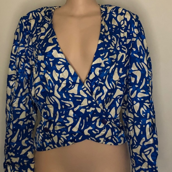 Blue and white abstract blazer - Picture 1 of 3